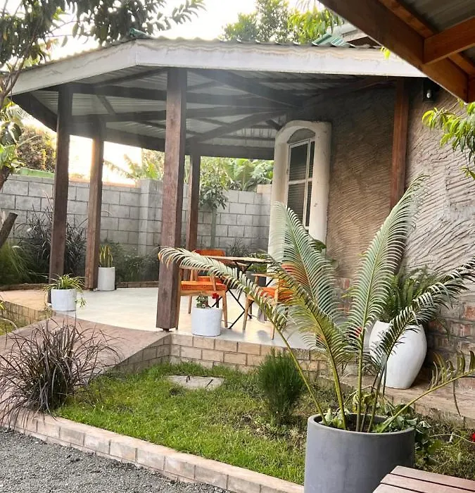 Kitamu Boutique Home-1