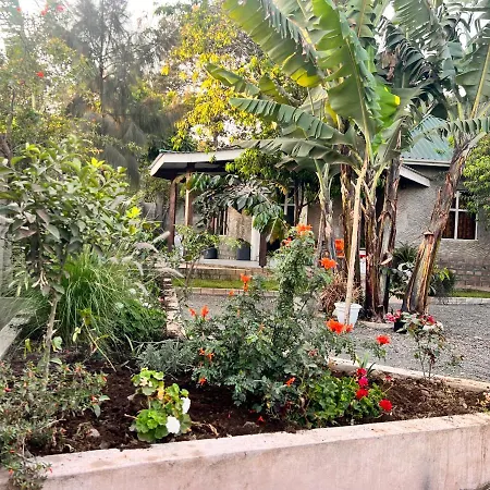 Kitamu Boutique Home-3